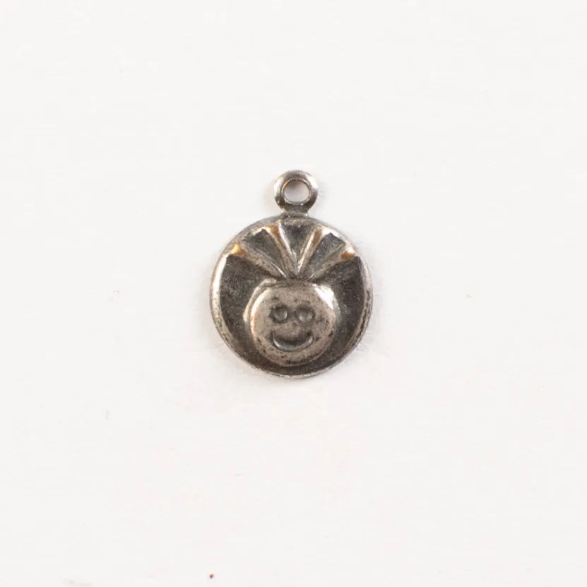 11x9mm Smiley Face Charm, Antique Gold, Classic Silver, pk/6