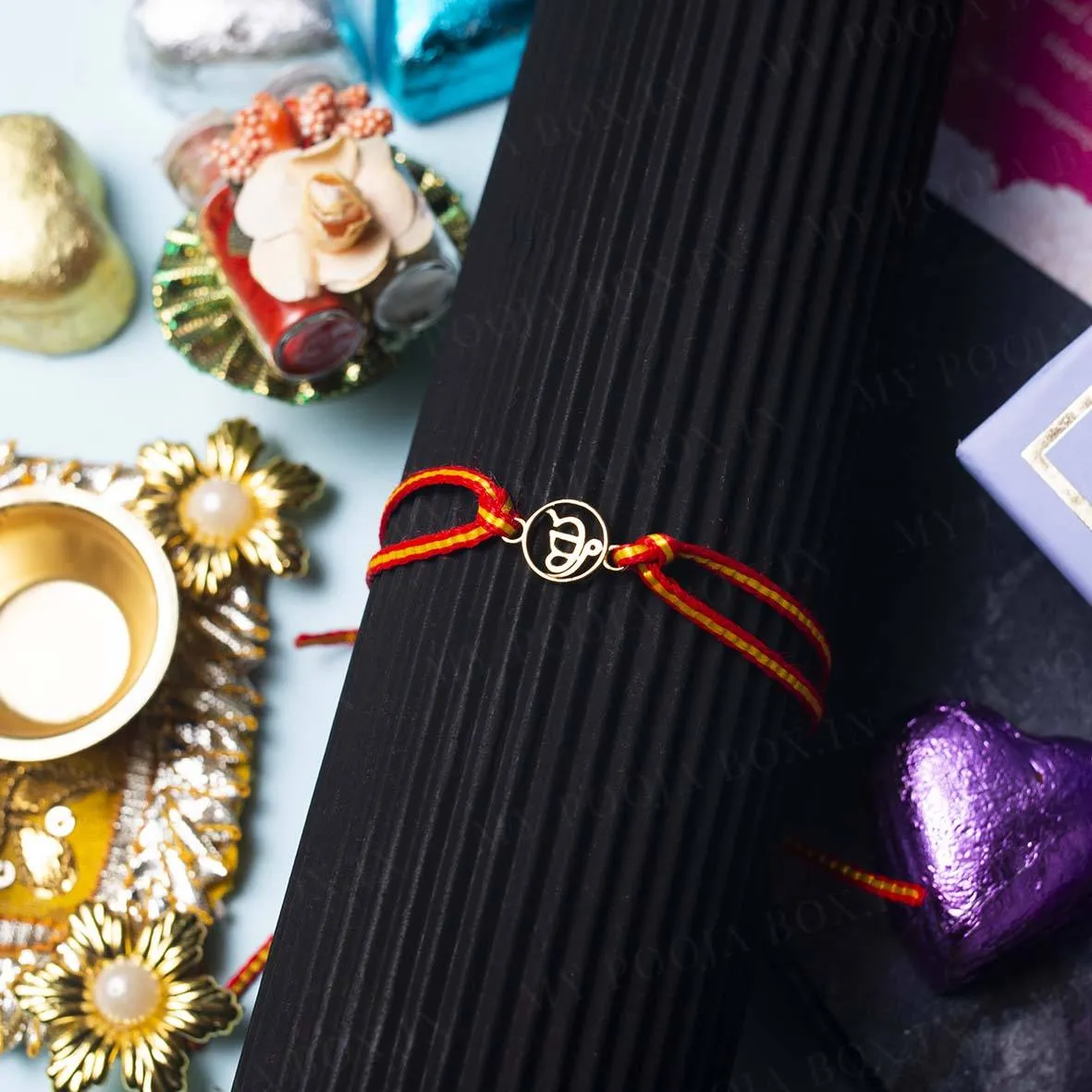18K Hallmark Gold Ik Onkar Rakhi Box