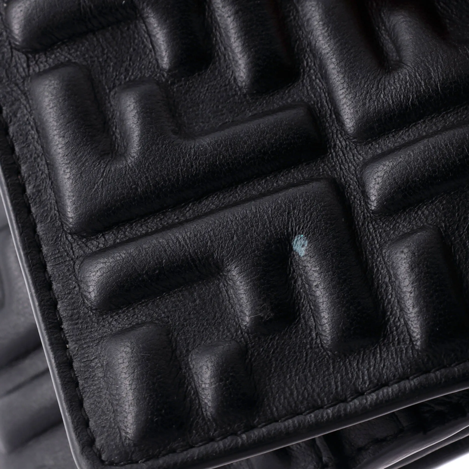 Baguette Continental Wallet on Chain Zucca Embossed Leather