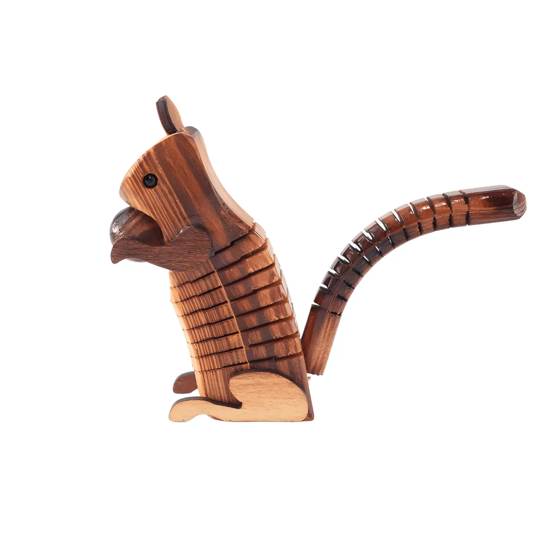 Beautiful Home Decoration Showpieces Squirrel Pack of 1