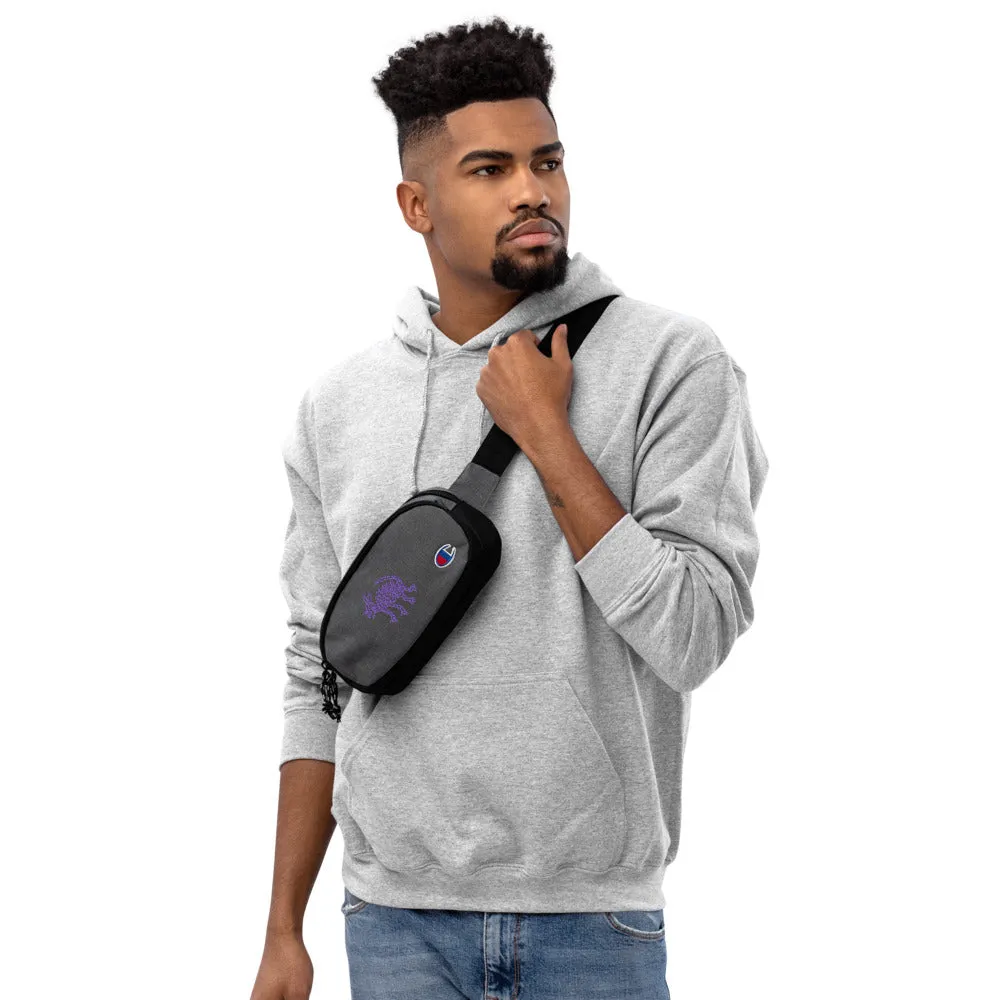 Embroidered Champion fanny pack Coyote