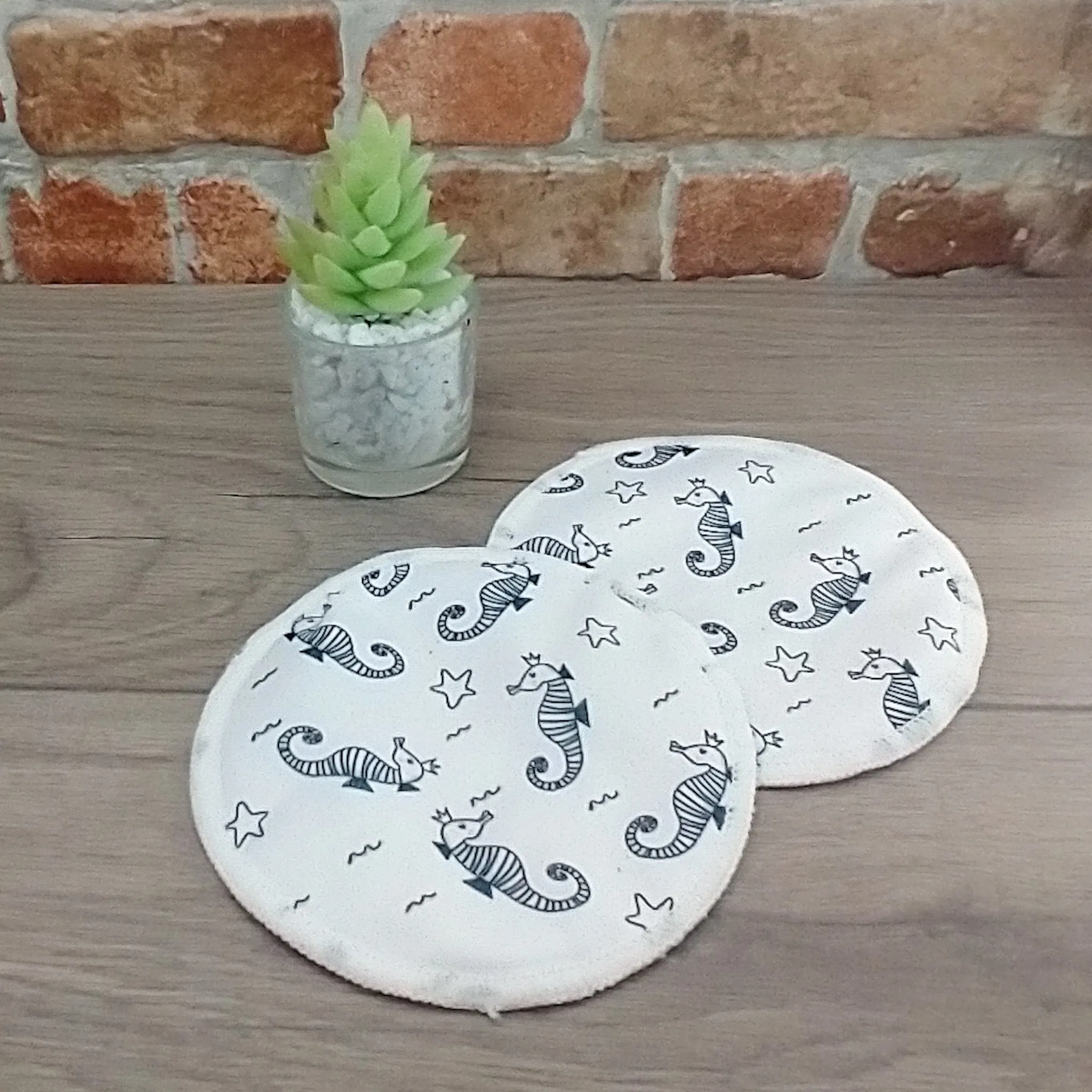 Reusable Bamboo Cotton Nursing Pad Set - Armadillos
