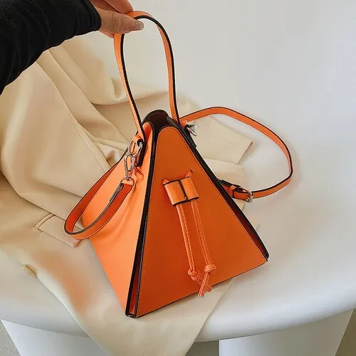 Triangle Purse